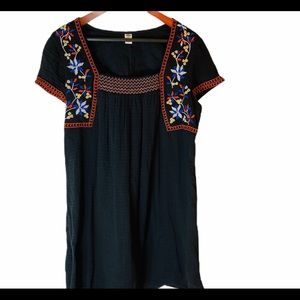 Old Navy Embroidered Dress